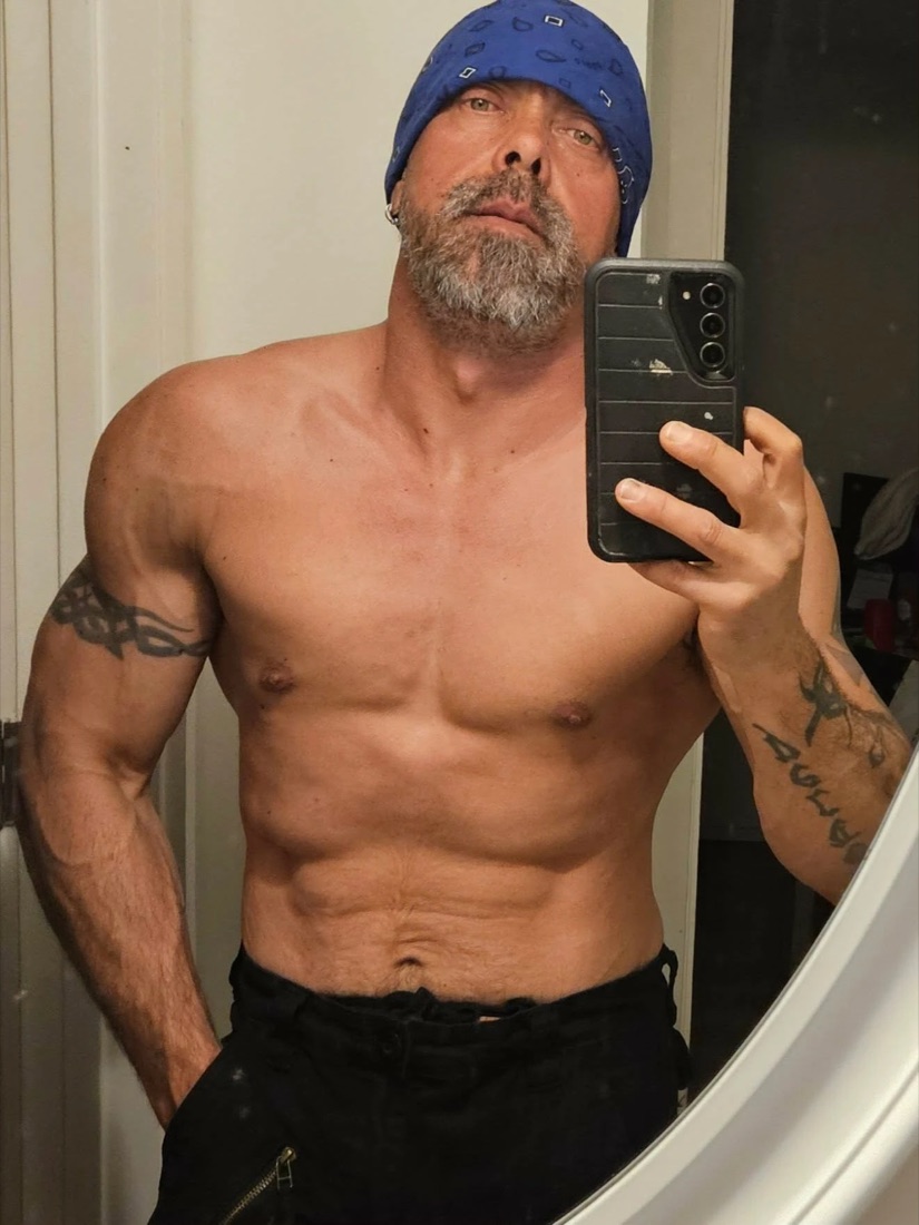 Steven after his transformation, lean and muscular